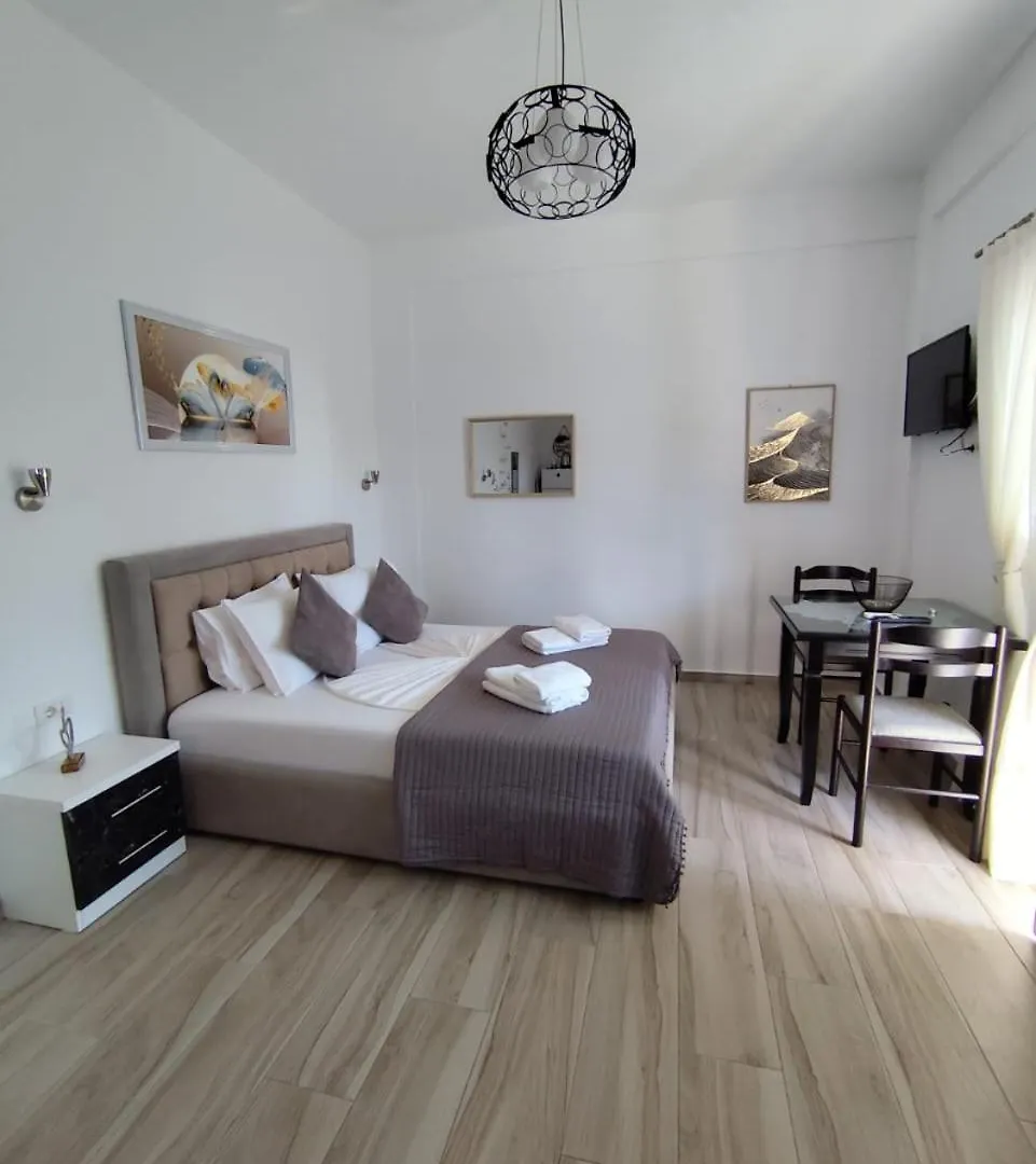 M&J Home Ksamil 0*,